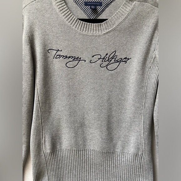 Tommy Hilfiger logo  gray cotton crewneck knit sweater Sz M - Picture 3 of 7